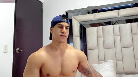 duran_dhikol1 online show from December 13, 2024, 2:54 am