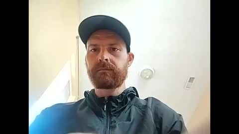 Snapshot of dust0132 chatting on October 10, 2025, 4:17 pm dust0132 online show from October 10, 2025, 4:17 pm
