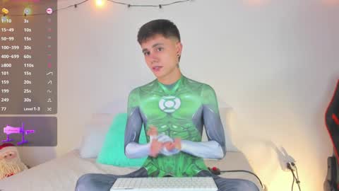 Snapshot of dustinlevine chatting on December 14, 2024, 12:22 am Dustin Levy online show from December 14, 2024, 12:22 am