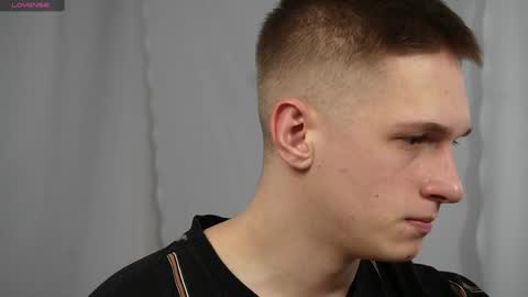 Dustyn online show from January 17, 2025, 2:39 pm