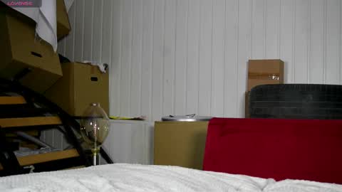 Dustyn online show from February 15, 2025, 3:06 pm