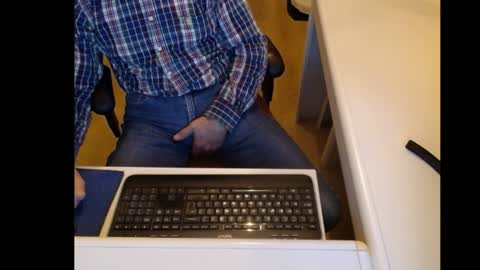 Snapshot of dutchpornking2 chatting on January 9, 2025, 6:57 pm dutchpornking2 online show from January 9, 2025, 6:57 pm