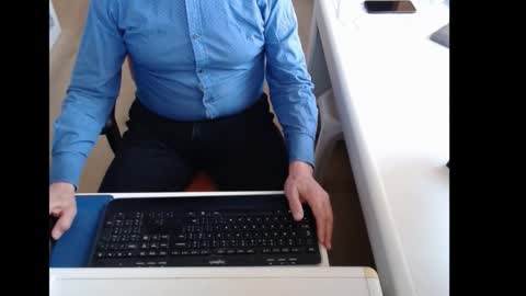 dutchpornking2 online show from March 18, 2026, 8:06 am