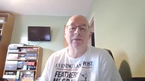 Snapshot of dutchunclejohn chatting on October 27, 2025, 9:46 am DutchUncleJohn online show from October 27, 2025, 9:46 am