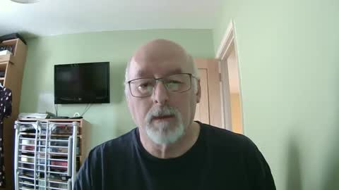 Snapshot of dutchunclejohn chatting on April 13, 2026, 9:15 am DutchUncleJohn online show from April 13, 2026, 9:15 am