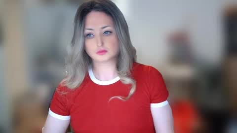 Snapshot of dutchvictoria chatting on June 16, 2026, 2:19 pm Dutch Victoria online show from June 16, 2026, 2:19 pm