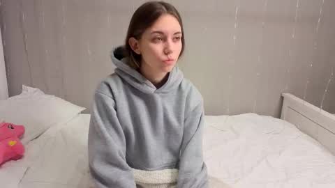 Snapshot of dutifulandwet chatting on March 1, 2026, 1:18 am Noah online show from March 1, 2026, 1:18 am