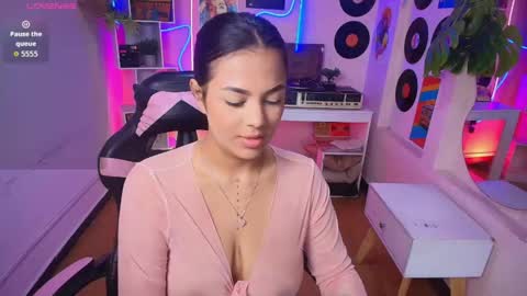duulce_mia online show from May 16, 2026, 11:20 am