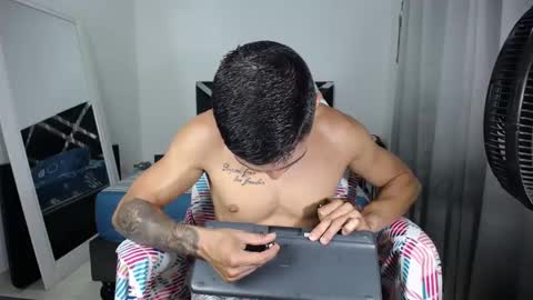 Snapshot of duvian_20 chatting on March 4, 2025, 1:55 am Duvian online show from March 4, 2025, 1:55 am