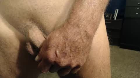 Snapshot of dwhitey4u chatting on October 21, 2025, 12:17 pm dwhitey4u online show from October 21, 2025, 12:17 pm