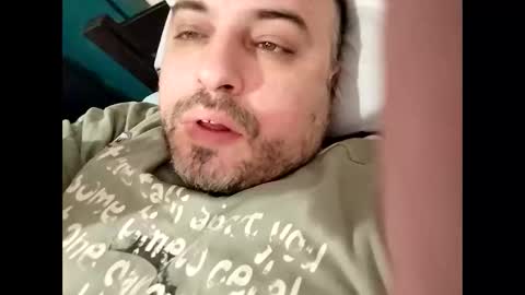 Snapshot of dwizziz chatting on February 17, 2026, 1:46 am Ivan online show from February 17, 2026, 1:46 am