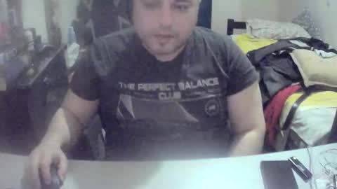 Snapshot of dwizziz chatting on April 12, 2026, 2:27 am Ivan online show from April 12, 2026, 2:27 am