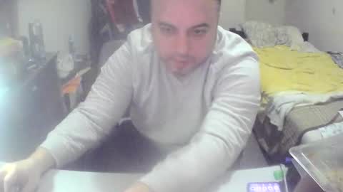 Snapshot of dwizziz chatting on April 14, 2026, 2:17 am Ivan online show from April 14, 2026, 2:17 am
