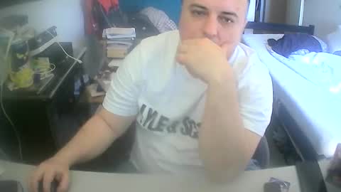 Snapshot of dwizziz chatting on May 27, 2026, 11:40 am Ivan online show from May 27, 2026, 11:40 am