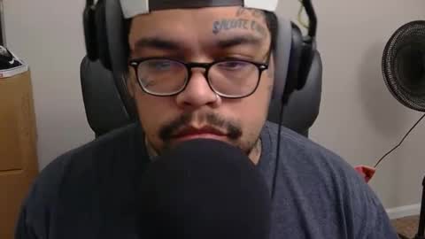 Snapshot of dxnaz0 chatting on March 1, 2026, 4:14 am dxnaz0 online show from March 1, 2026, 4:14 am