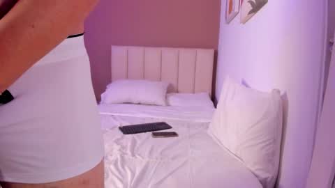 Snapshot of dylaann__ chatting on November 4, 2025, 4:06 pm Dylan online show from November 4, 2025, 4:06 pm