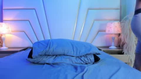 Snapshot of dylan_luxe chatting on April 16, 2026, 3:40 am Dylan online show from April 16, 2026, 3:40 am