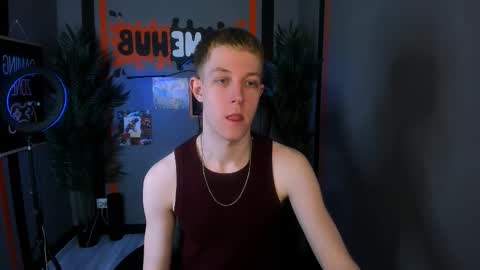 Snapshot of dylan_norton chatting on March 9, 2026, 10:30 am Dylan online show from March 9, 2026, 10:30 am