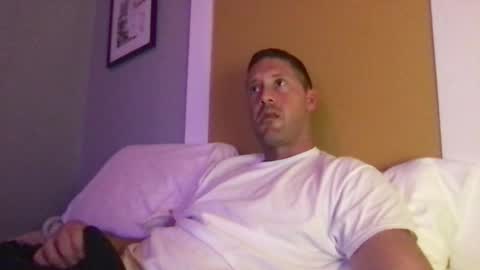 Dylans ThicK online show from October 21, 2025, 4:46 am