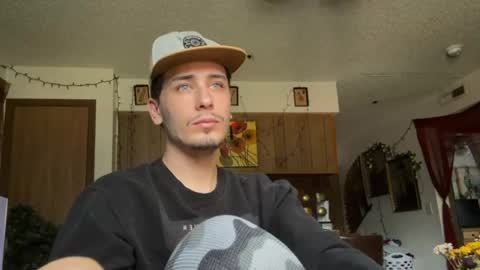 Dylan Daniel 7.8 online show from September 9, 2025, 7:02 pm