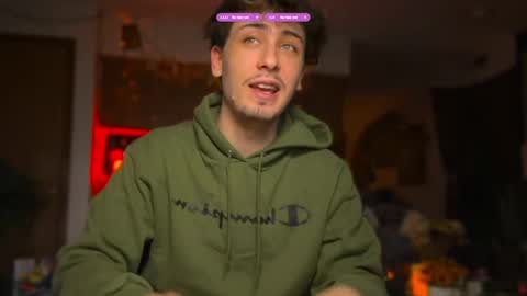 Dylan Daniel 7.8 online show from September 23, 2025, 1:47 pm