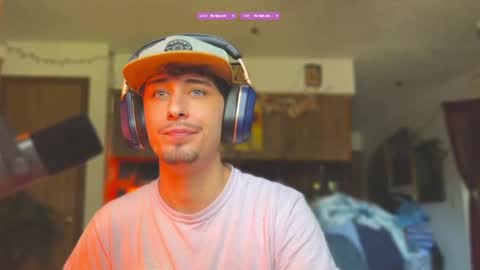 Dylan Daniel 7.8 online show from September 29, 2025, 6:24 pm