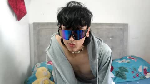 dylann ross online show from April 14, 2026, 5:08 pm