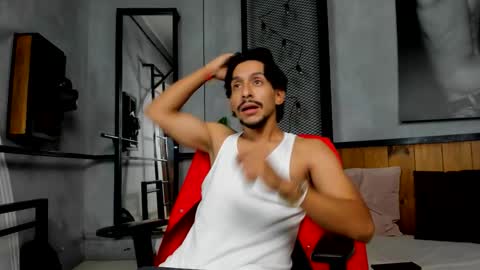 Snapshot of dylanrays chatting on November 9, 2025, 7:12 pm DylanRays online show from November 9, 2025, 7:12 pm