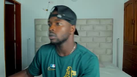 Dylan Taylor online show from February 11, 2026, 3:22 am