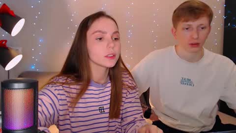 Snapshot of dyrinda chatting on December 25, 2024, 9:22 pm Julia and Dima online show from December 25, 2024, 9:22 pm