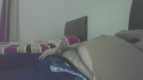 Snapshot of e1myk chatting on March 7, 2025, 4:11 pm e1myk online show from March 7, 2025, 4:11 pm