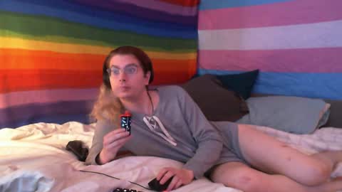 e_kitty_rachel online show from April 3, 2026, 11:47 pm