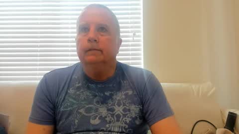 Snapshot of e_rectiom chatting on December 22, 2025, 9:01 pm Mr Wonderful online show from December 22, 2025, 9:01 pm