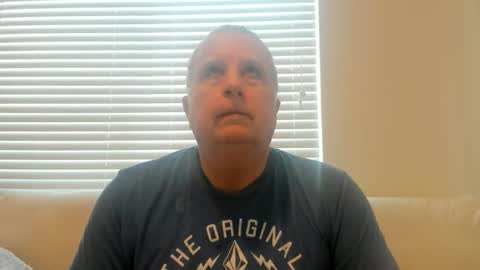 Snapshot of e_rectiom chatting on January 18, 2026, 11:30 pm Mr Wonderful online show from January 18, 2026, 11:30 pm