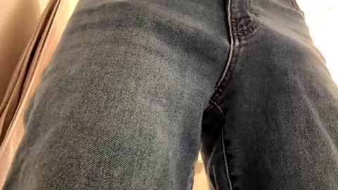 Snapshot of easternjerk chatting on September 9, 2025, 10:37 am easternjerk online show from September 9, 2025, 10:37 am