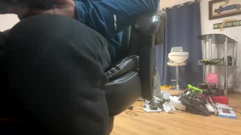 Snapshot of easternjerk chatting on September 17, 2025, 9:44 am easternjerk online show from September 17, 2025, 9:44 am