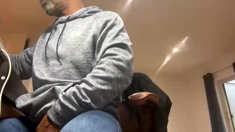 Snapshot of easternjerk chatting on November 10, 2025, 6:07 pm easternjerk online show from November 10, 2025, 6:07 pm