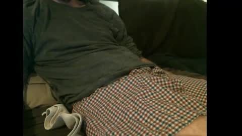 Snapshot of easysleaze chatting on December 3, 2024, 2:03 am Easy online show from December 3, 2024, 2:03 am