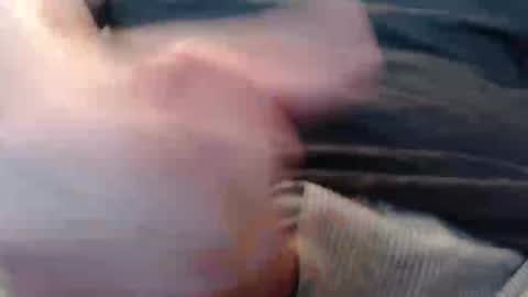 eat_a_peach2 online show from May 11, 2026, 10:32 am
