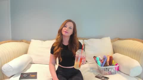 Snapshot of eatmygingersnapps chatting on January 29, 2025, 3:58 pm Allison online show from January 29, 2025, 3:58 pm