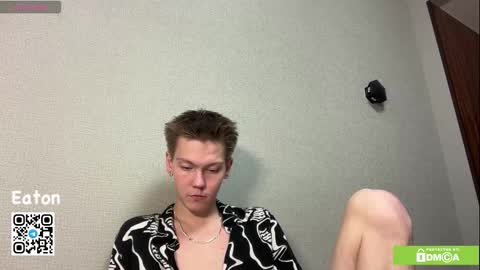 Snapshot of eaton_ chatting on October 25, 2025, 4:35 pm eaton_ online show from October 25, 2025, 4:35 pm