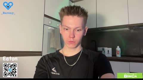 Snapshot of eaton_ chatting on November 25, 2025, 1:44 pm eaton_ online show from November 25, 2025, 1:44 pm