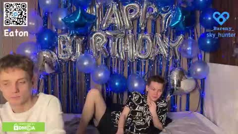 Snapshot of eaton_ chatting on December 17, 2025, 4:46 pm eaton_ online show from December 17, 2025, 4:46 pm