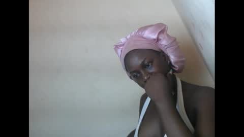 Snapshot of eatuupx chatting on January 6, 2025, 6:41 pm eatuupx online show from January 6, 2025, 6:41 pm