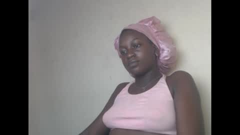 Snapshot of eatuupx chatting on January 8, 2025, 2:35 pm eatuupx online show from January 8, 2025, 2:35 pm