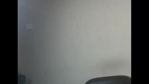 Snapshot of eatuupx chatting on January 11, 2025, 1:43 pm eatuupx online show from January 11, 2025, 1:43 pm