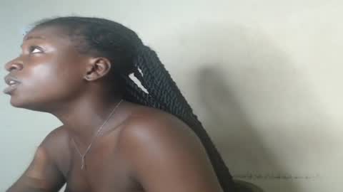 Snapshot of eatuupx chatting on January 31, 2025, 10:31 am eatuupx online show from January 31, 2025, 10:31 am