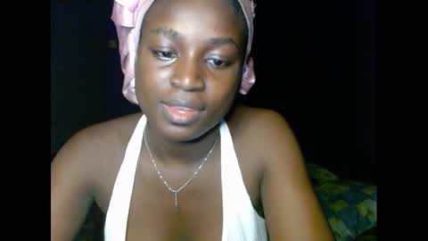 Snapshot of eatuupx chatting on February 25, 2025, 10:18 pm eatuupx online show from February 25, 2025, 10:18 pm