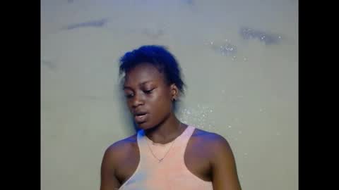 Snapshot of eatuupx chatting on December 4, 2025, 8:23 am eatuupx online show from December 4, 2025, 8:23 am