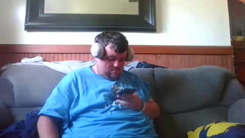 Eazyb91 online show from June 6, 2026, 4:23 pm